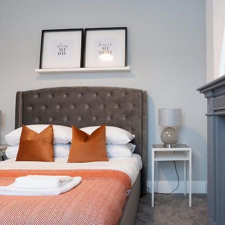 South View - 3 Bed Modern Chester House - Close To City Centre Exteriör bild