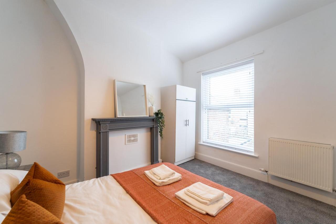 South View - 3 Bed Modern Chester House - Close To City Centre Exteriör bild