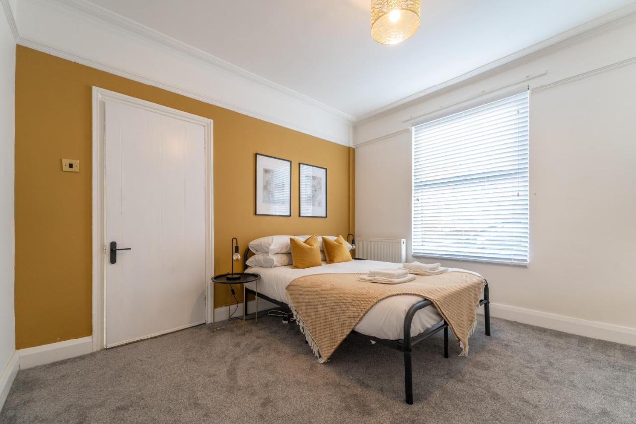 South View - 3 Bed Modern Chester House - Close To City Centre Exteriör bild